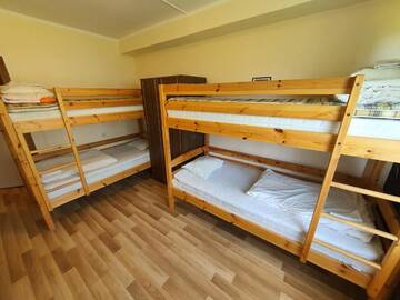 Фото номера Двухместный номер с 2 отдельными кроватями и общей ванной комнатой Гостевой дом Gabriel г. Маарду 30