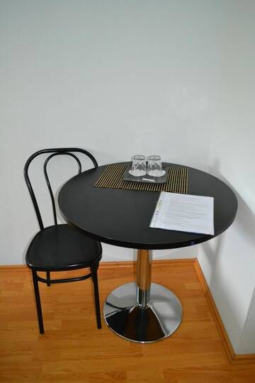 Фото номера Бюджетный трехместный номер Гостевой дом Fortuna Hostel г. Маарду 8